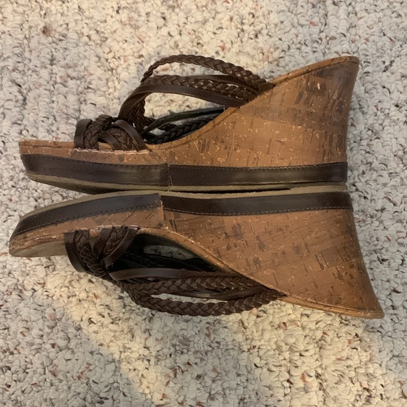 Braided Heeled Sandals - Picture 3 of 5